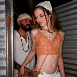 Daisy Fox in 'Cum 4k' our first festival almost broke us (Thumbnail 6)